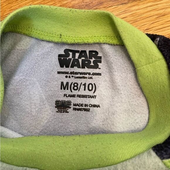 4/$25 Star Wars The Mendelian Pajama Set Long Sleeve Long Pants Size Medium - Picture 6 of 12